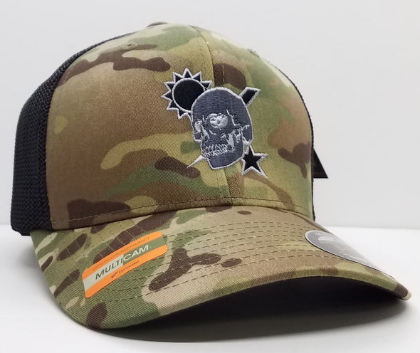 Hat - Scroll Skull Multicam Flexfit Trucker