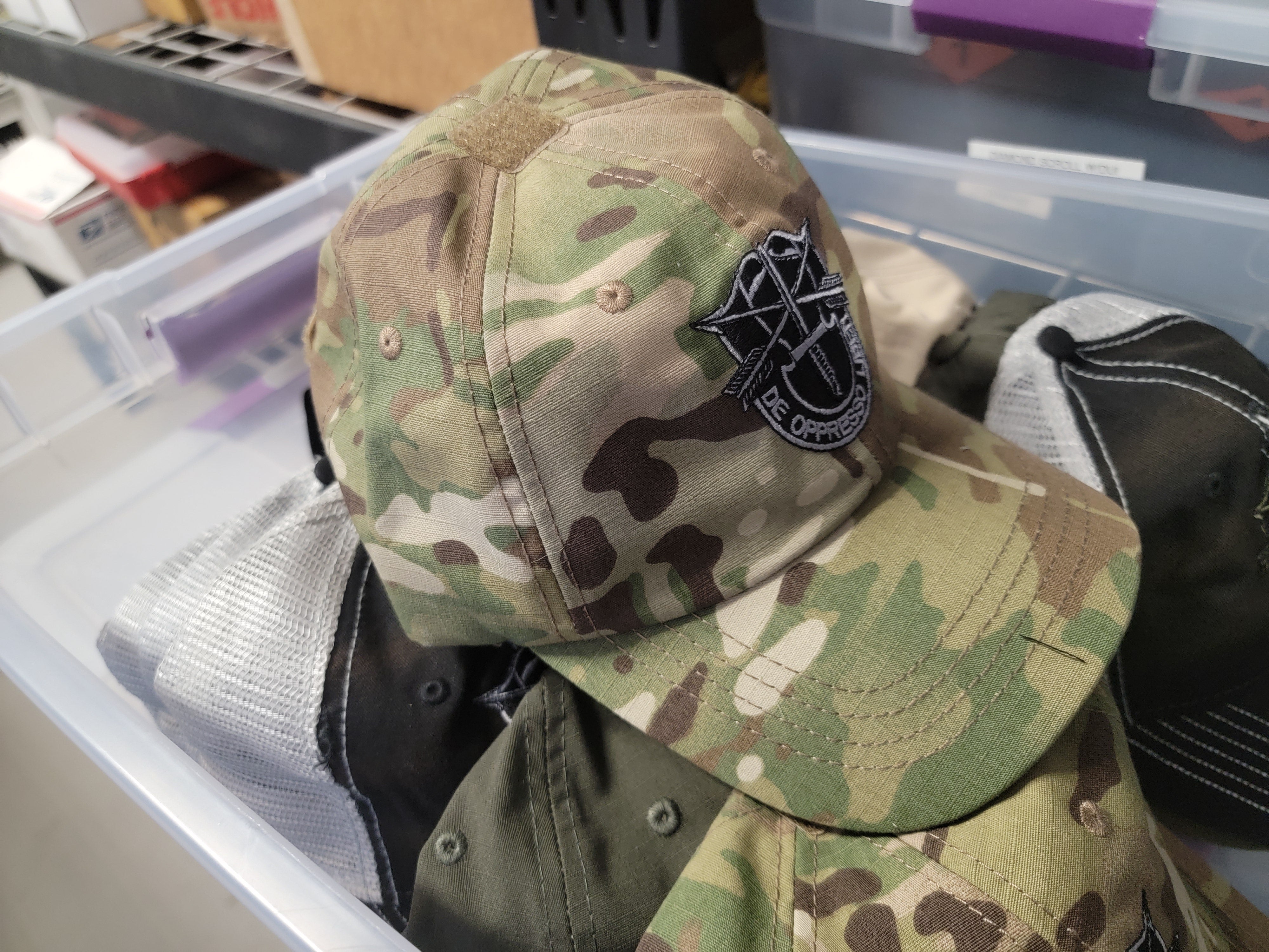 – SF Cap Scroll Crest Multicam Factory