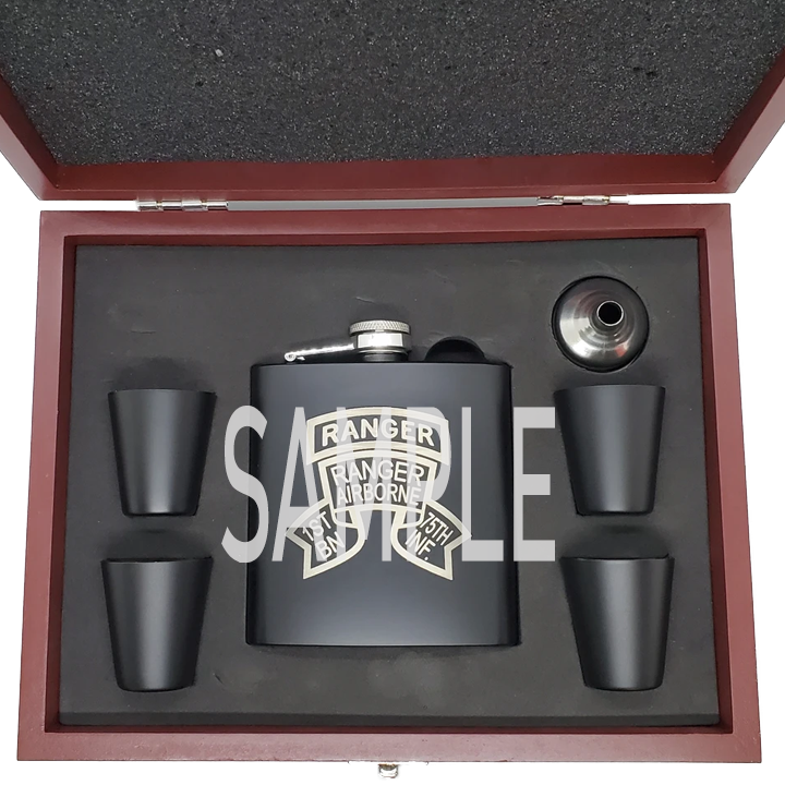 アメリカ海兵隊 創立記念周年式典 冊子 ケース付 アルコール用 アメリカ海兵隊 創立記念周年式典 冊子 ケース付 アルコール用